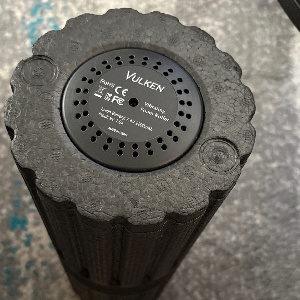 Black Vibrating Foam Roller